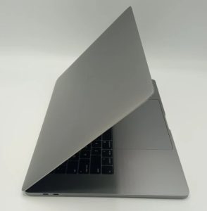 MacBook Pro 2019 | 15 inches | Intel Core i5 | 32GB Ram | 500GB SSD | 4GB Graphic
